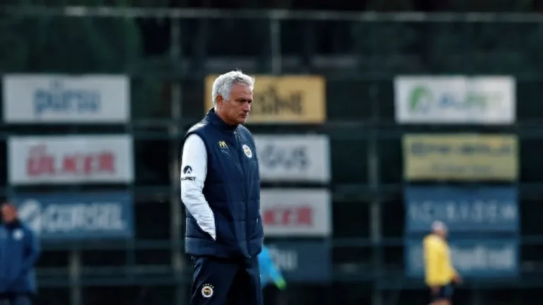 Fenerbahçe’de AZ Alkmaar maçı hazırlıkları başladı